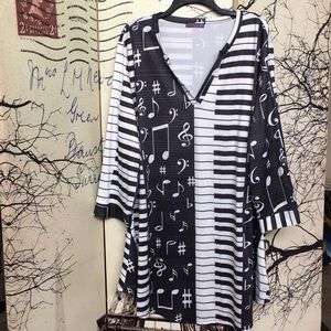 COPY - Adorable music top🎶🎵